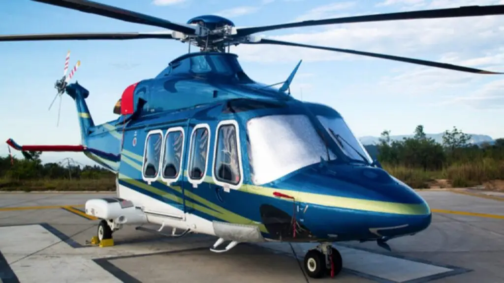 8 seater helicopter